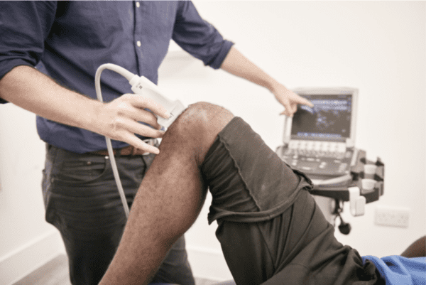 What's the difference between physiotherapy and osteopathy - Ultrasound scan of a knee