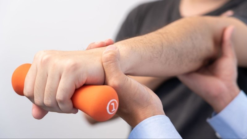 What is Tennis Elbow? | Complete Physio